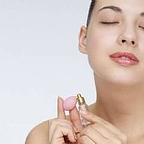 Onde aplicar o perfume para prolongar a duração da fragrância?