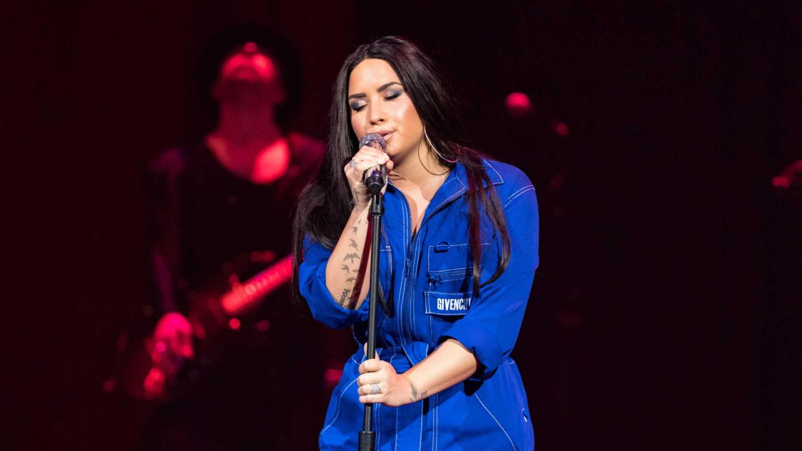 Demi Lovato revela ter pensado em suicídio aos 7 anos