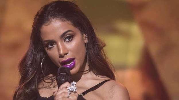 Anitta será técnica do próximo The Voice México, afirmam rádios do país