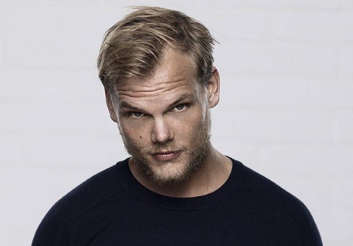 Avicii é homenageado em discurso no Billboard Music Awards