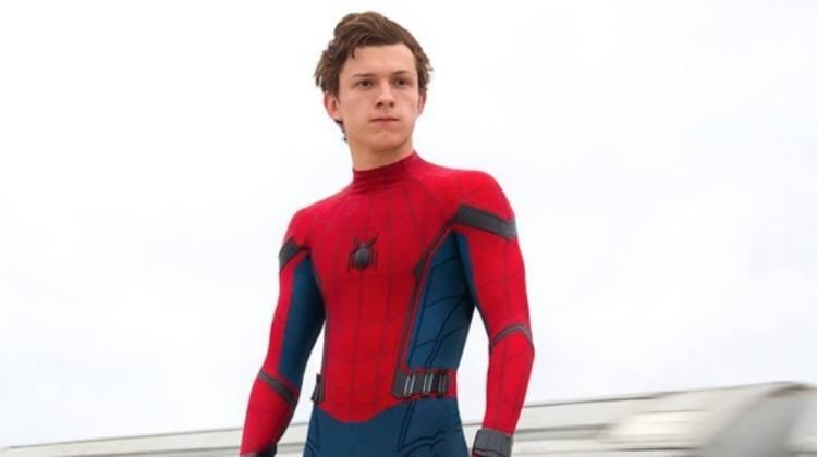 Tom Holland falou sobre interpretar Homem-Aranha há seis anos