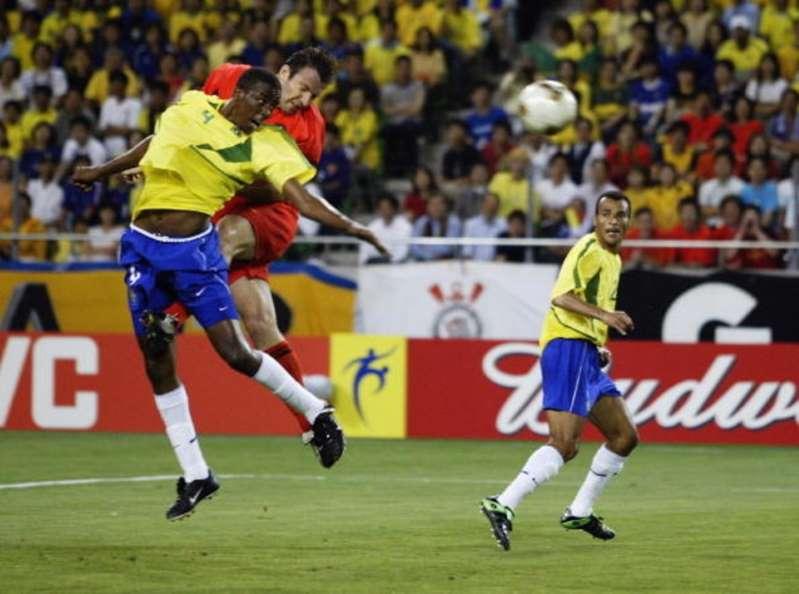 Em 2002, Bélgica fez seu melhor jogo justamente contra o Brasil