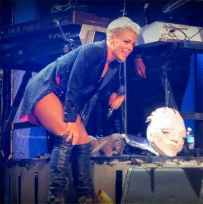 Britney Spears erra o nome da cidade em seu último show da turnê!
