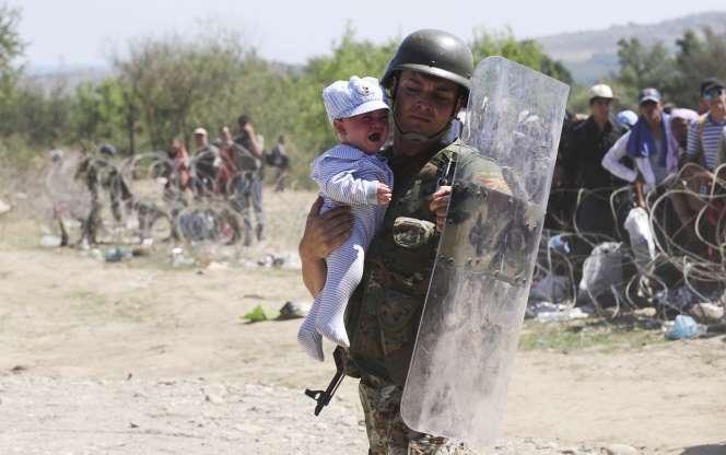 Fotos solidárias que ajudam a crer na humanidade