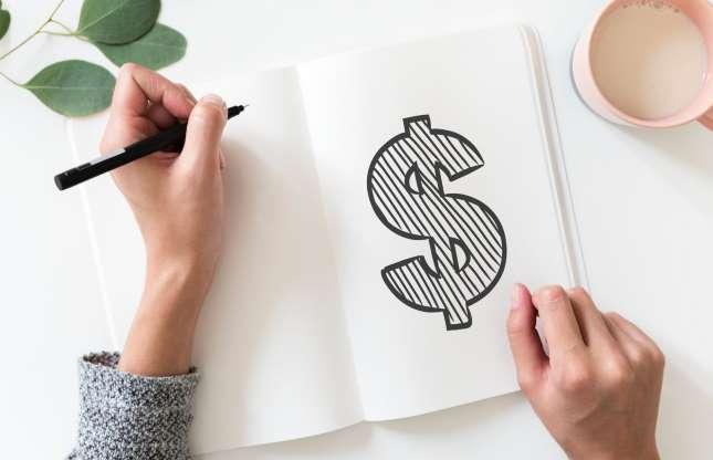É possível ter vida social e ainda economizar, sim