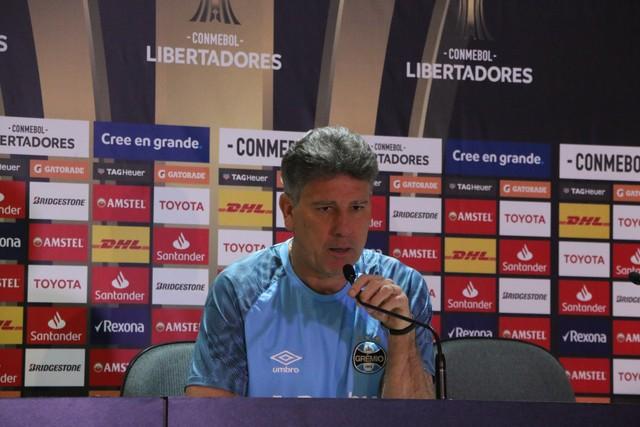 Renato explode contra Conmebol e se diz 