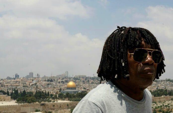 Milton Nascimento rebate pedido de Roger Waters de cancelar show em Israel