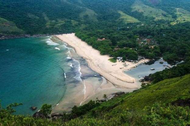 Praias brasileiras que parecem piscinas