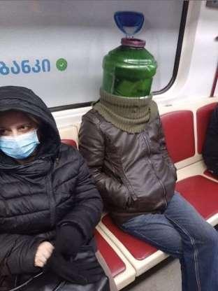 As máscaras caseiras mais divertidas que você vai ver hoje