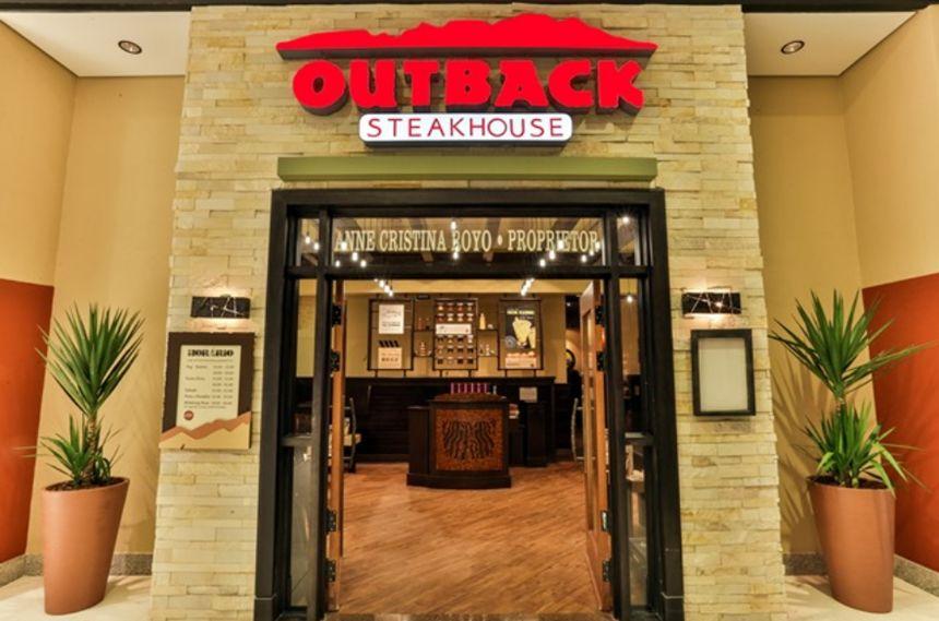 Outback Steakhouse reforça seus “heroes” em nova campanha institucional