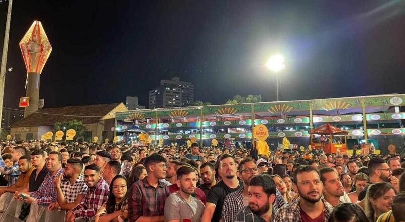 Mas o que de fato aconteceu durante o show de Claudia Leitte em São João de Caruaru? 