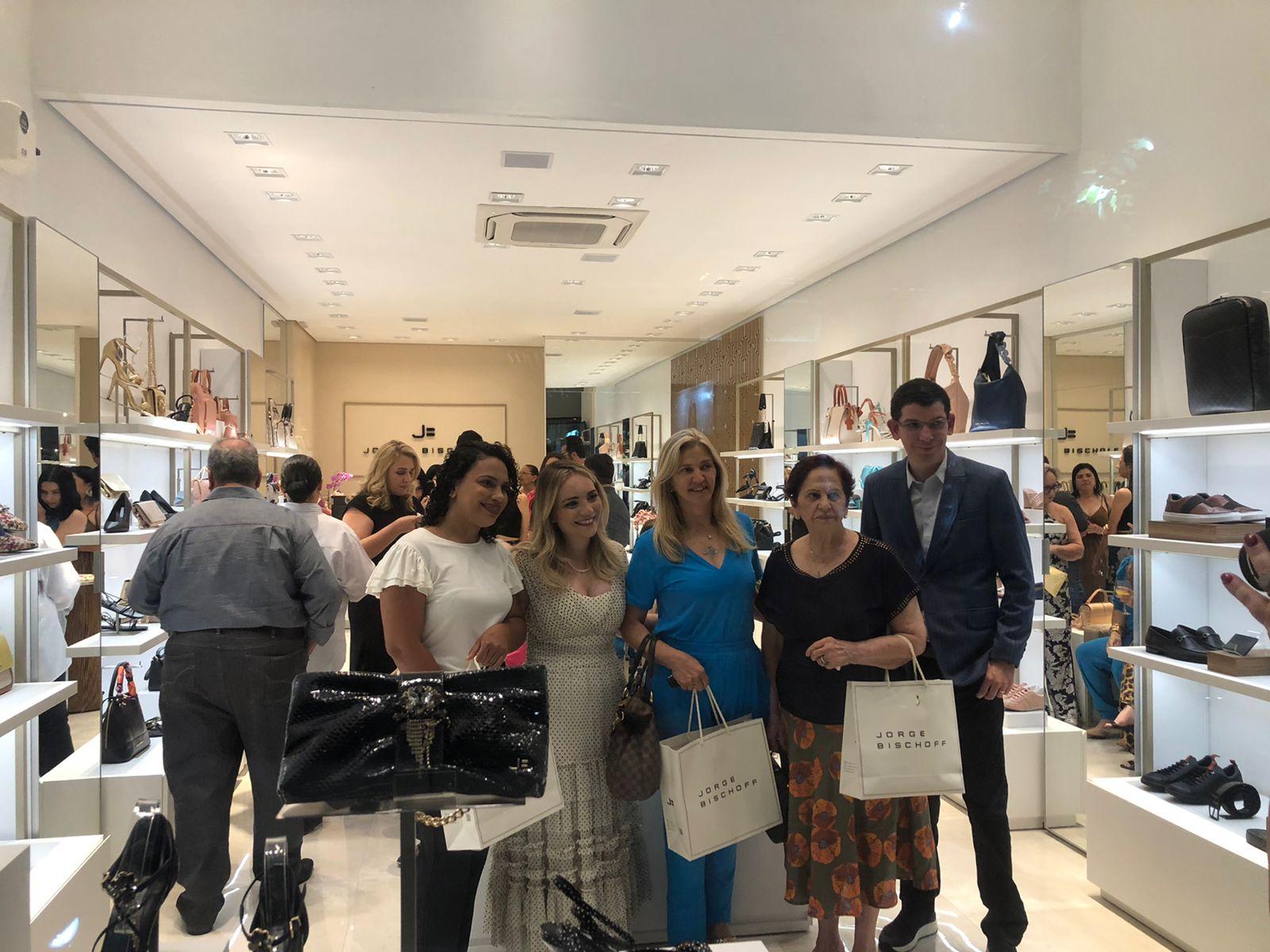 Jorge Bischoff inaugura em Votuporanga na Boulevard Gallery