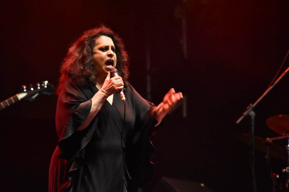 Morre Gal Costa aos 77 anos, familiares, fãs e amigo se despedem no velório  Hall Monumental da Alesp