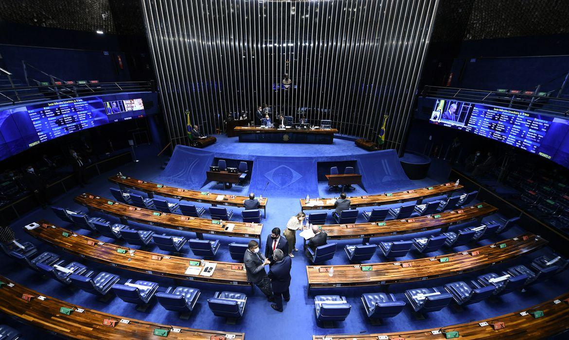 Clube News - Política
