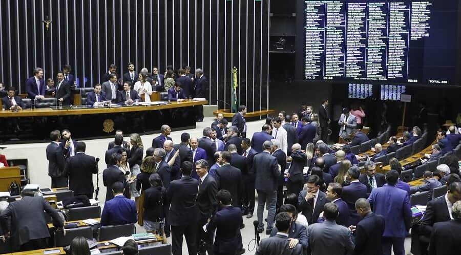 Clube News - Política