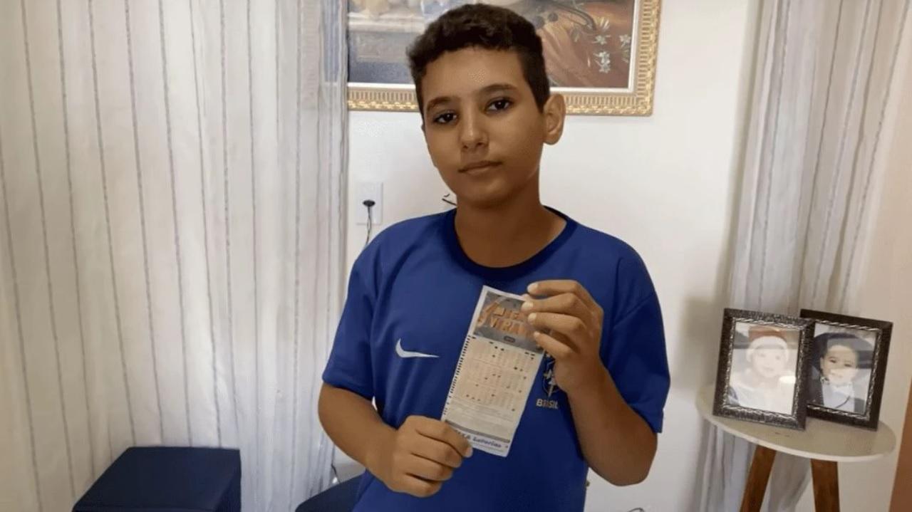 Garoto acerta números da Mega da Virada, porém, sua mãe não registrou o bilhete