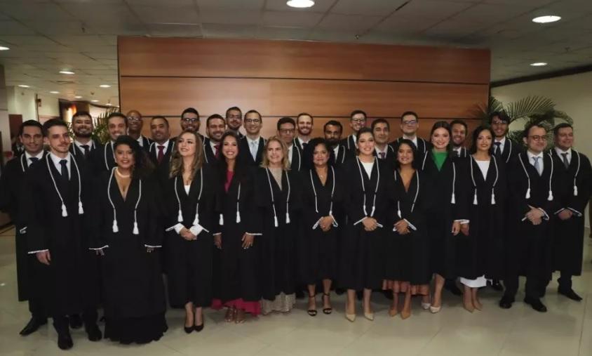 Aos 39 anos, o ex-pedreiro Eliezer Nunes Barros se torna juiz de Direito em Rondônia