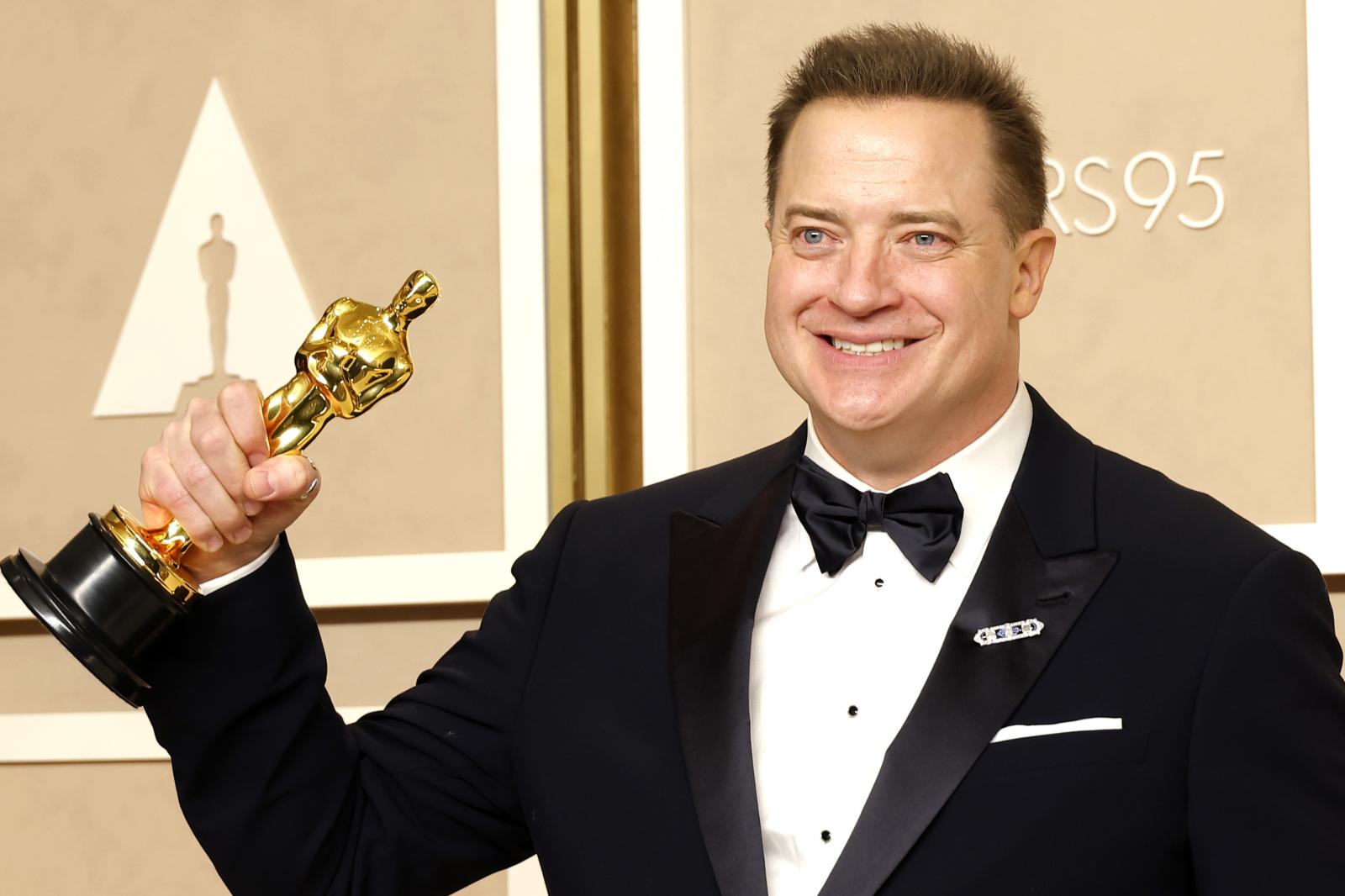 #CineClube - Oscar 2023: "Tudo em Todo Lugar" leva título de melhor filme e 7 estatuetas 