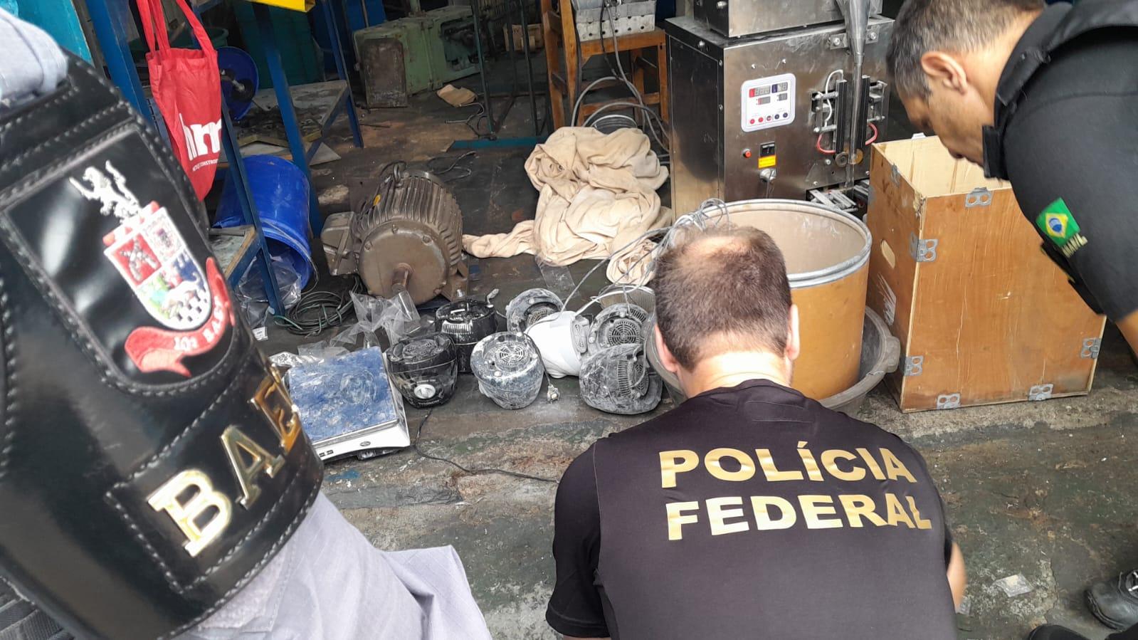 Polícia Federal Desarticula Organização Criminosa em Operação TORRE EIFFEL Contra Tráfico de Drogas e Lavagem de Dinheiro