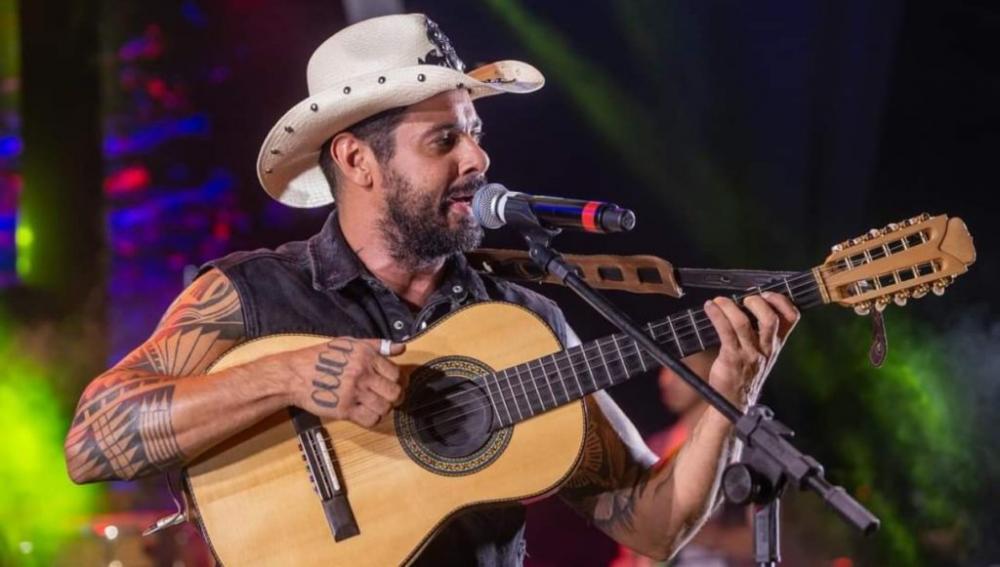  João Carreiro, Pioneiro do "Sertanejo Bruto", Falece aos 41 Anos após Cirurgia Cardíaca