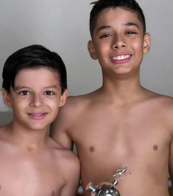 João Reis presta emocionante homenagem a Cristiano Araújo no dia que o sertanejo completaria 38 anos