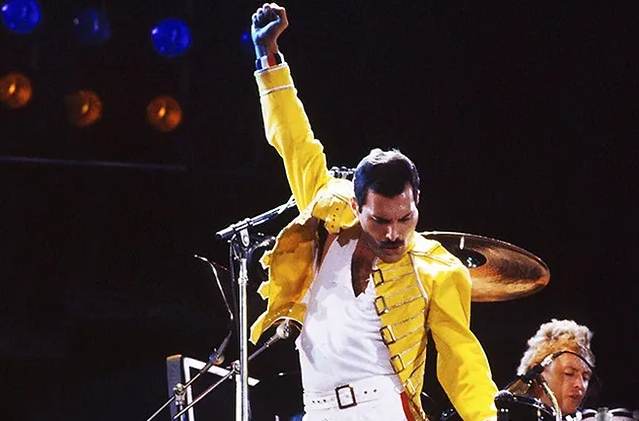 Freddie Mercury Poderá Retornar aos Palcos em Forma de Holograma