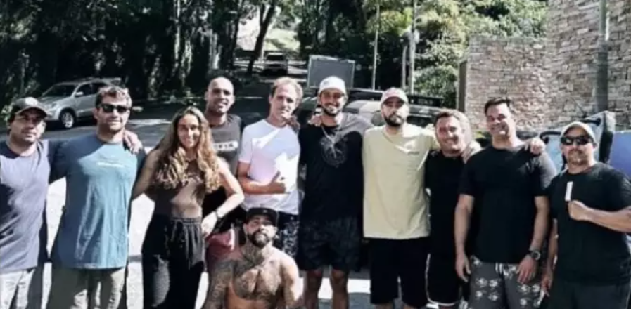 Surfistas liderados por Pedro Scooby resgatam 200 crianças ilhadas em escola no Rio Grande do Sul