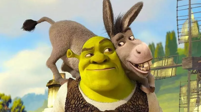 Eddie Murphy Confirma Filme Solo do Burro e "Shrek 5" em Desenvolvimento