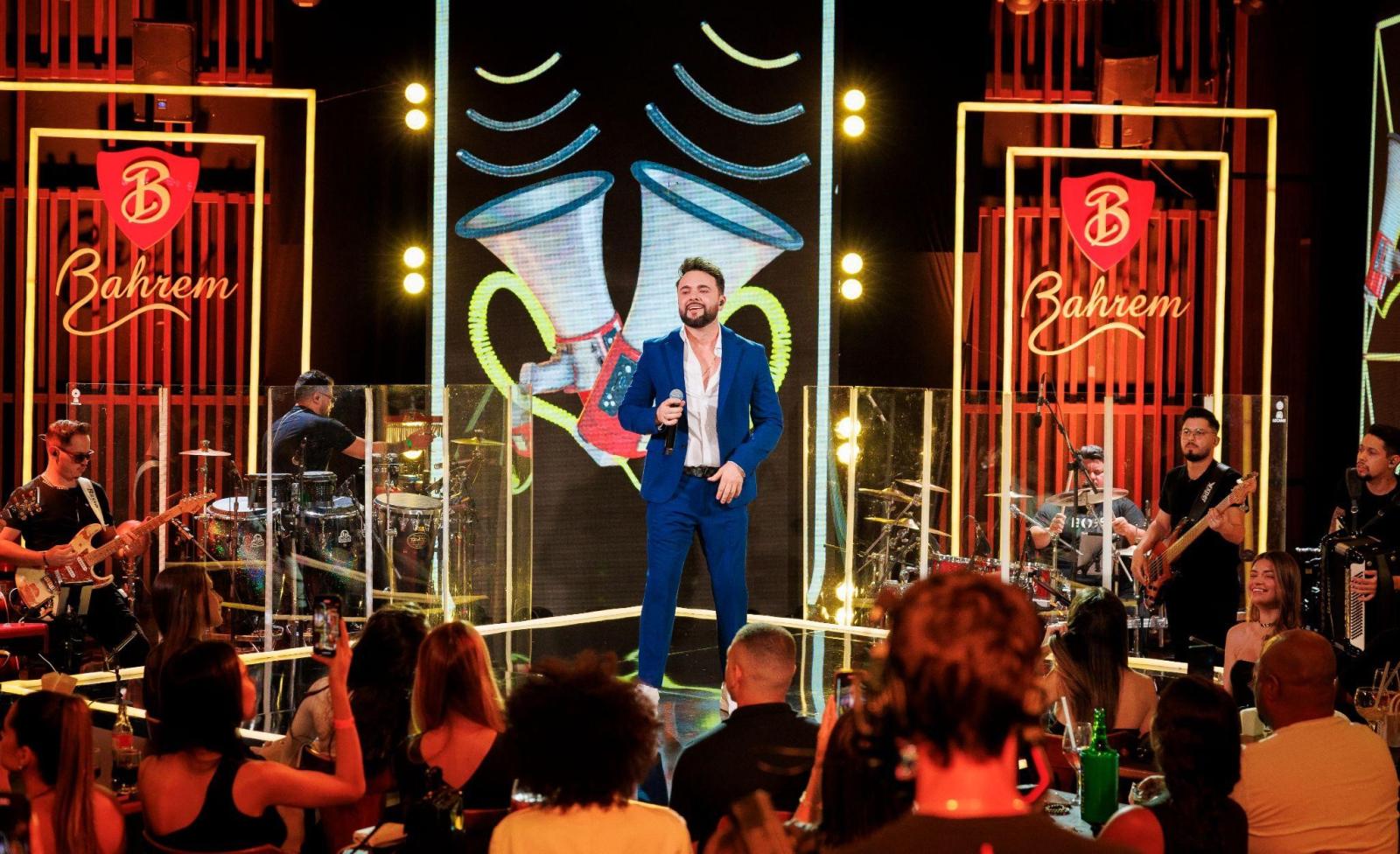 Ale Viera lança três faixas do seu primeiro DVD “Um Sonho”, gravado em Goiânia.