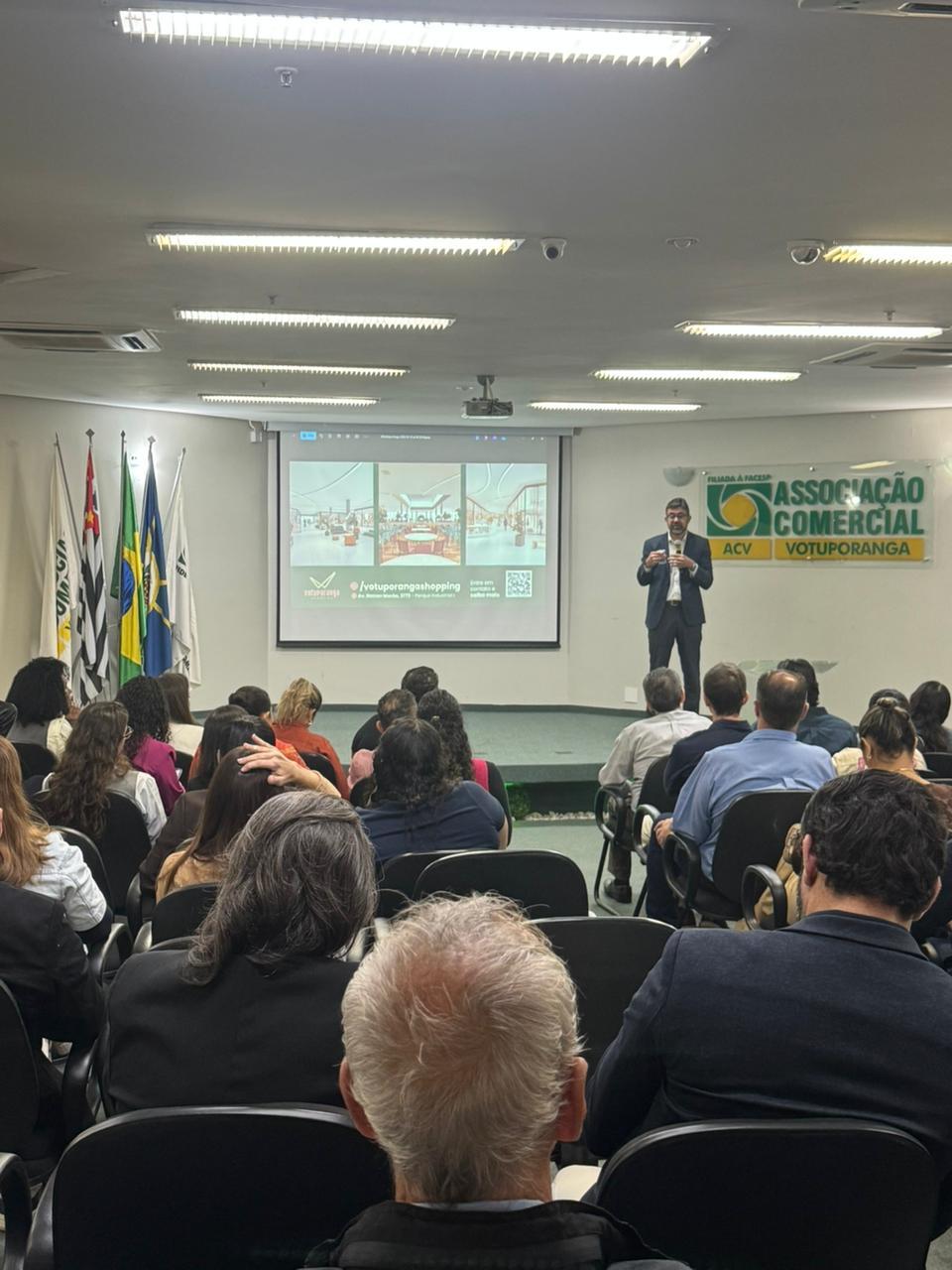 Café da Manhã de Negócios reúne empresários e apresenta avanços do Shopping Votuporanga Café da Manhã de Negócios reúne empresários e apresenta avanços do Shopping Votuporanga
